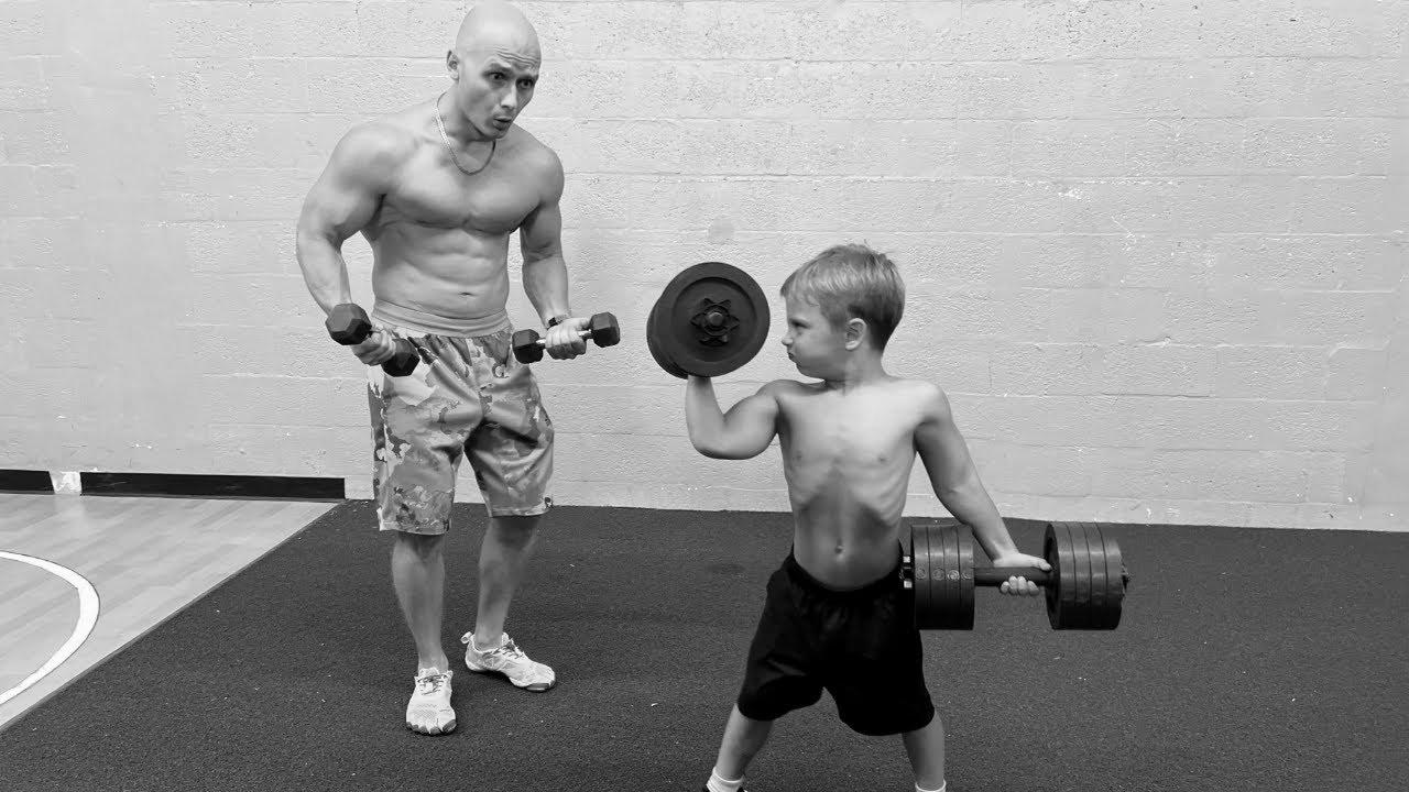 How you can turn into STRONG?!  5 Year Previous Boy Lifts Heavy Weights